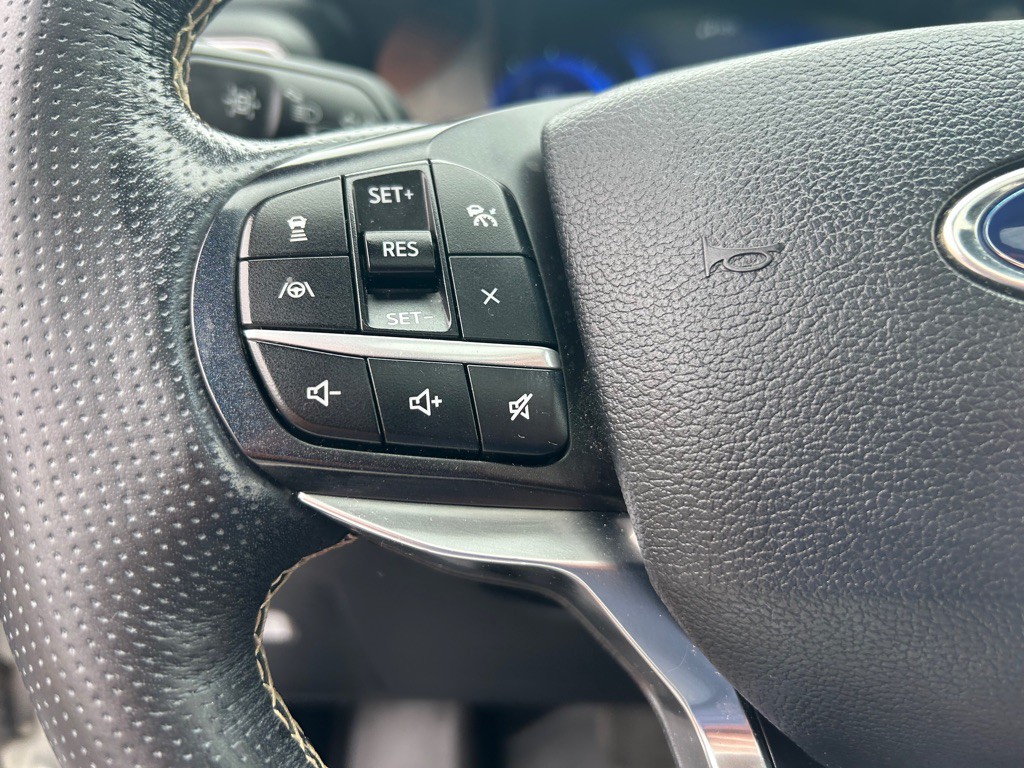 2020 Ford Explorer Image 21