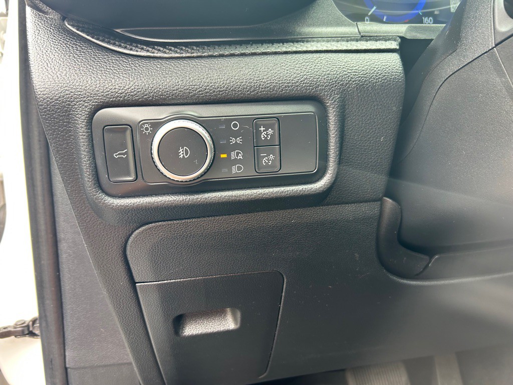 2020 Ford Explorer Image 23