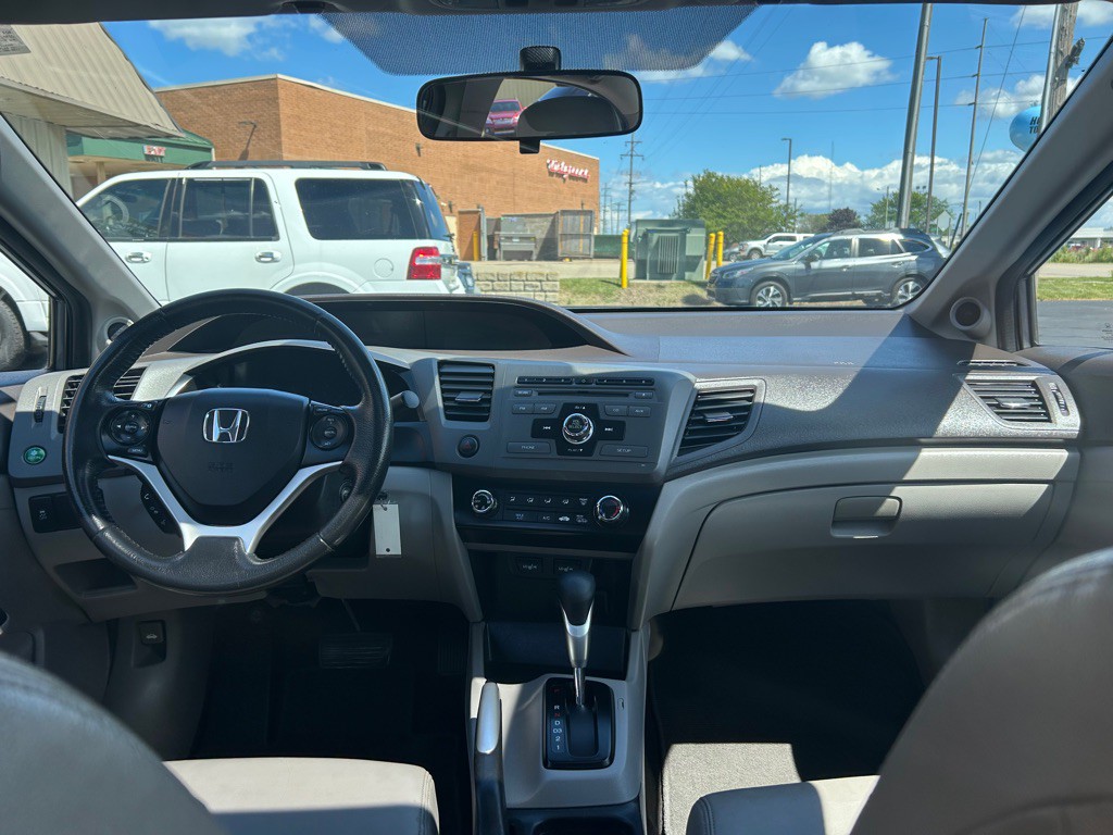 2012 Honda Civic Image 11