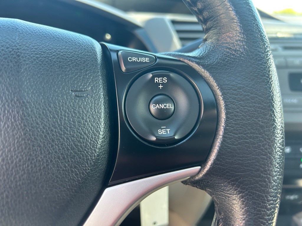 2012 Honda Civic Image 18