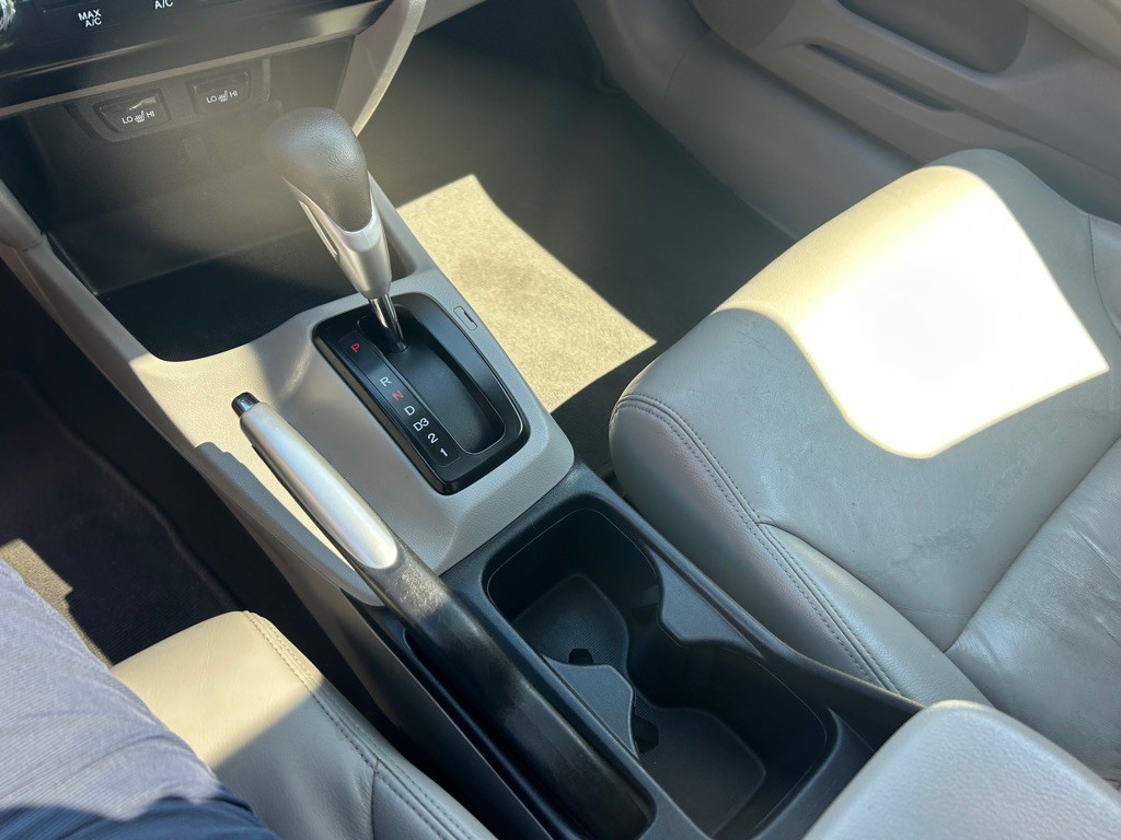 2012 Honda Civic Image 20