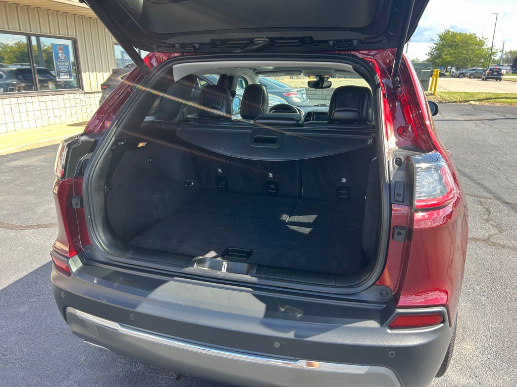 2019 Jeep Cherokee Image 9