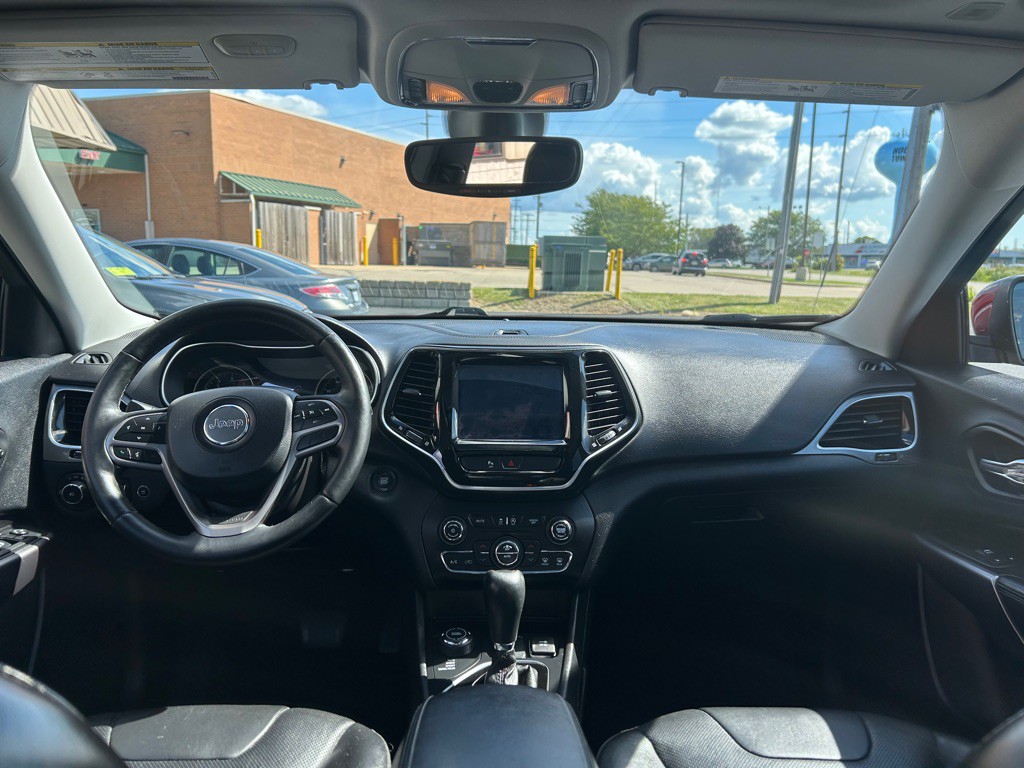 2019 Jeep Cherokee Image 13