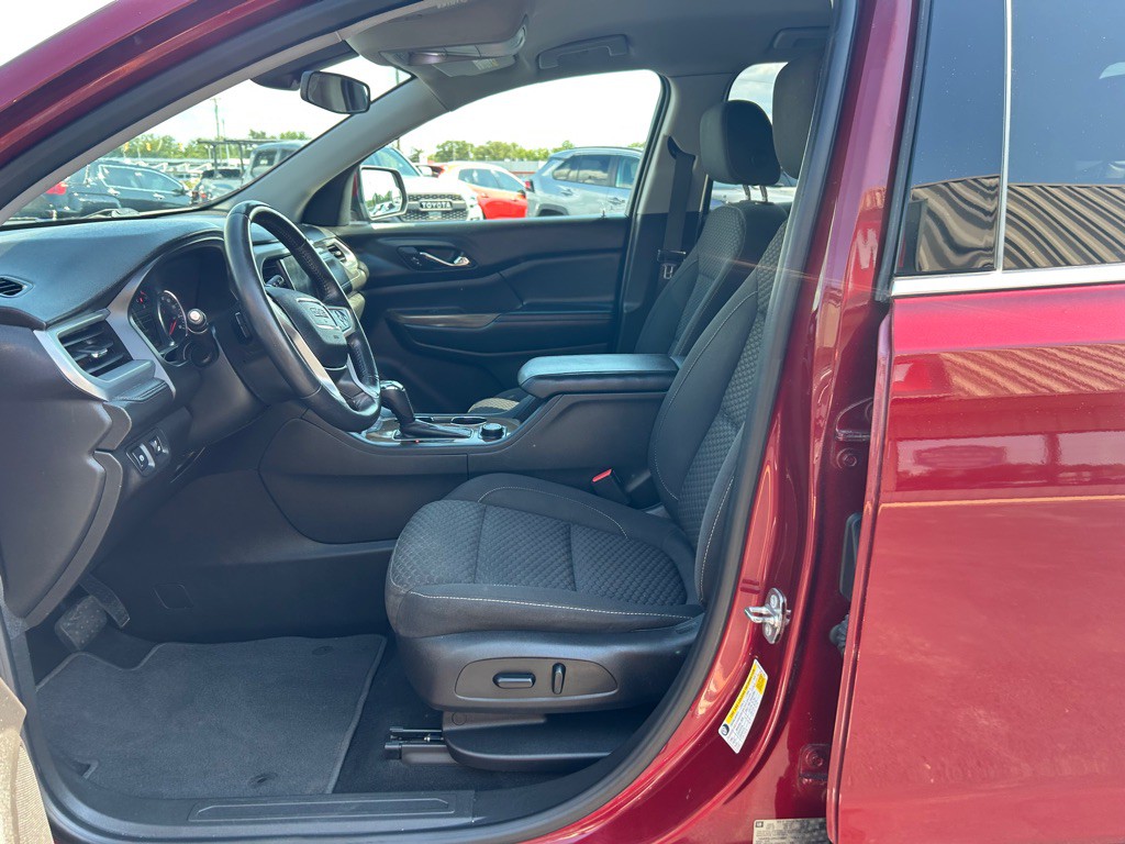 2017 GMC Acadia Image 15