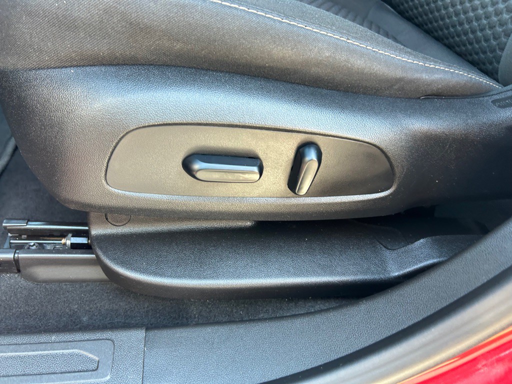 2017 GMC Acadia Image 16