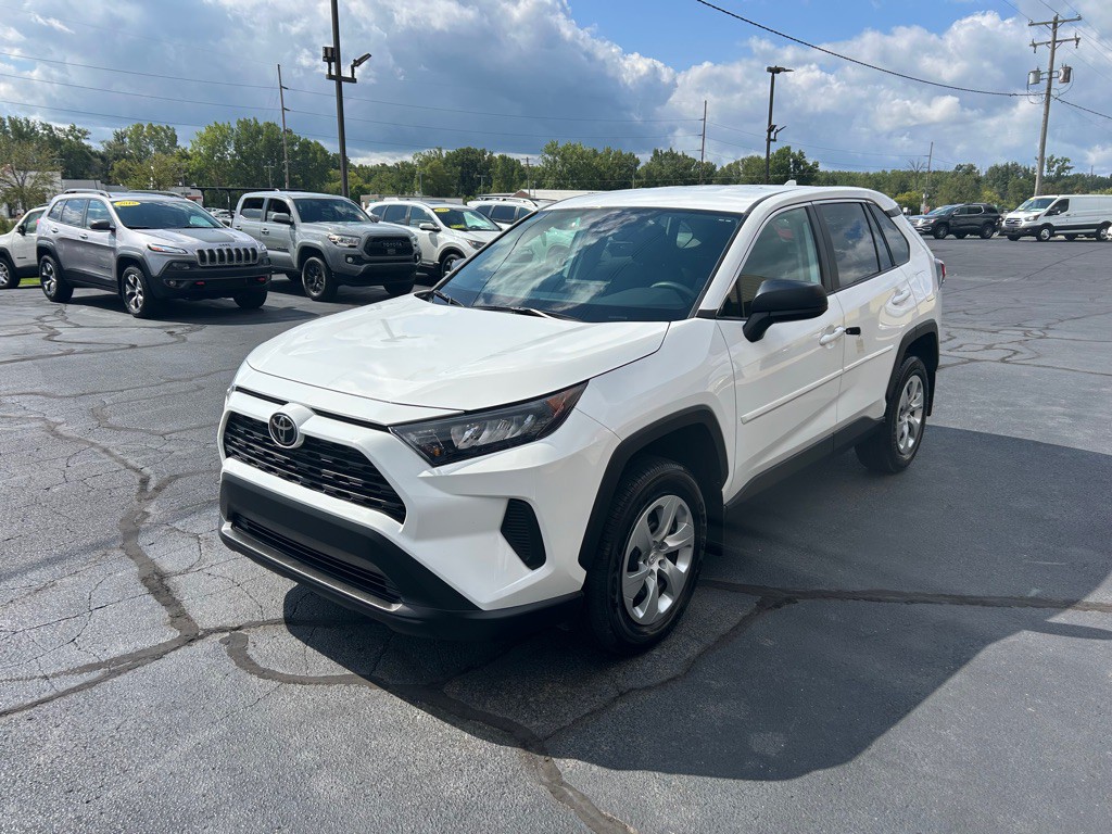 2022 Toyota Rav4 Image 3