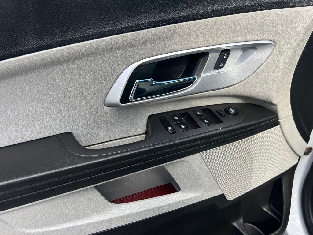 2015 Chevrolet Equinox Image 14