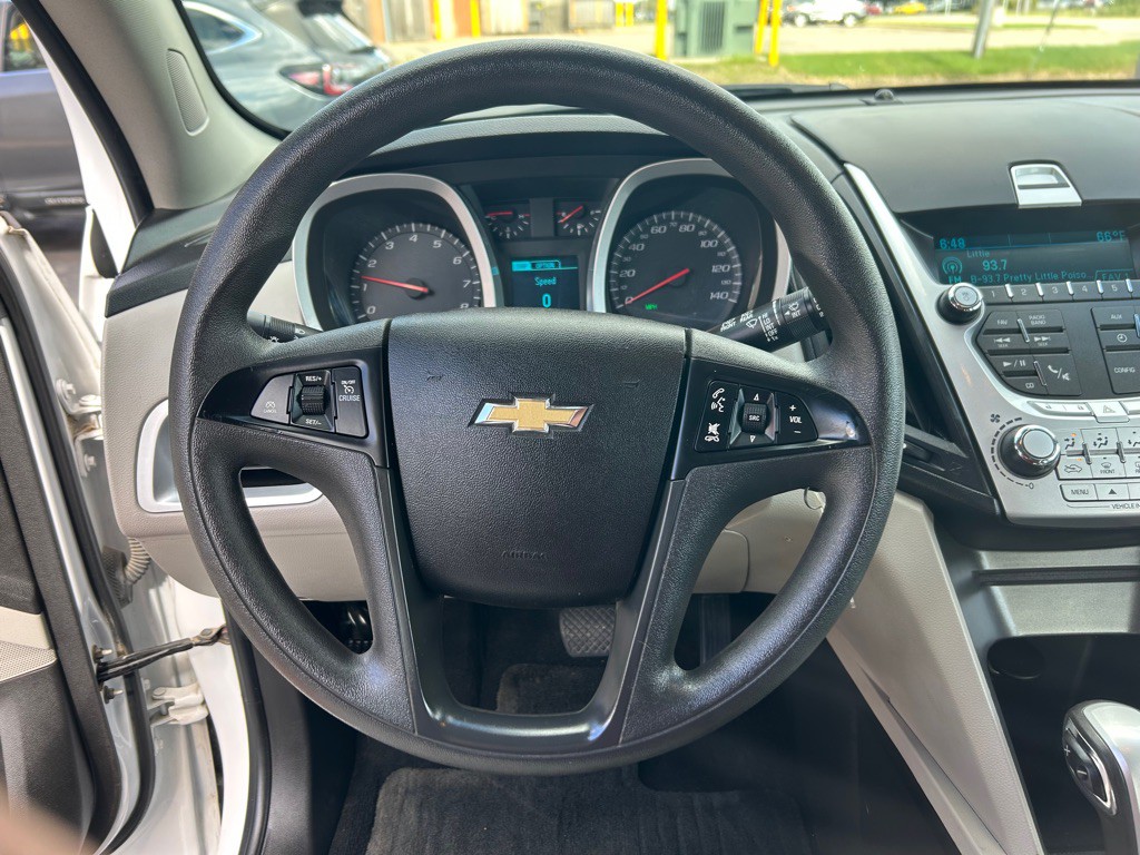 2015 Chevrolet Equinox Image 15
