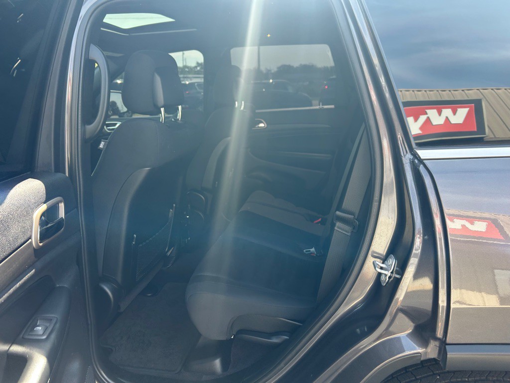 2016 Jeep Grand Cherokee Image 11