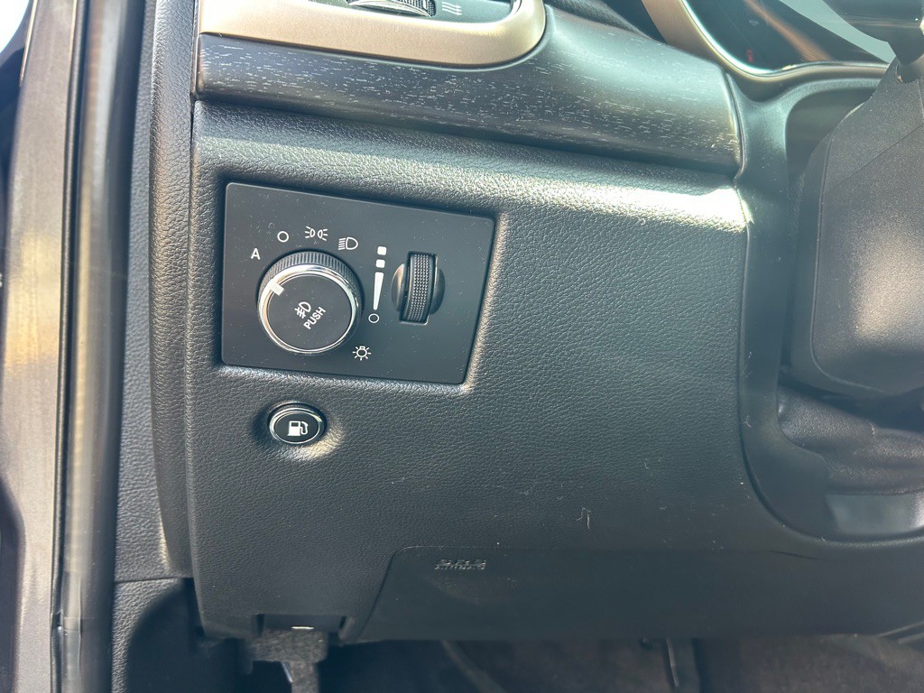 2016 Jeep Grand Cherokee Image 21