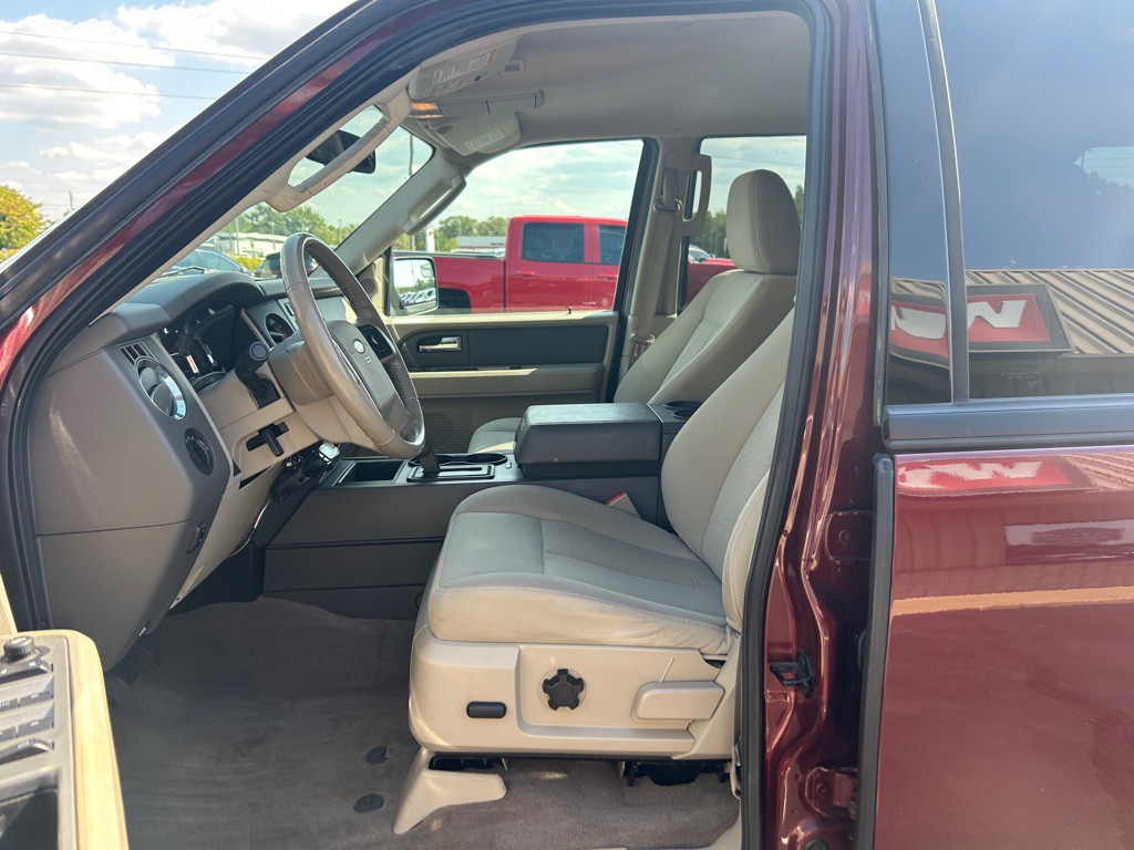 2012 Ford Expedition Image 13