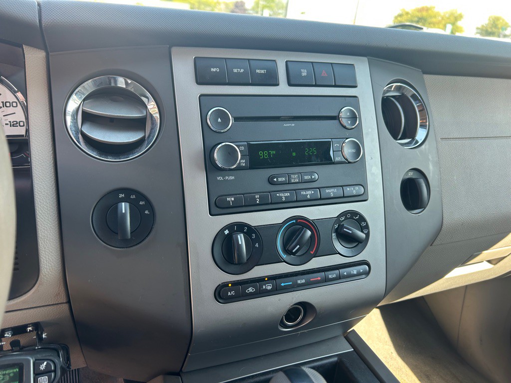 2012 Ford Expedition Image 21