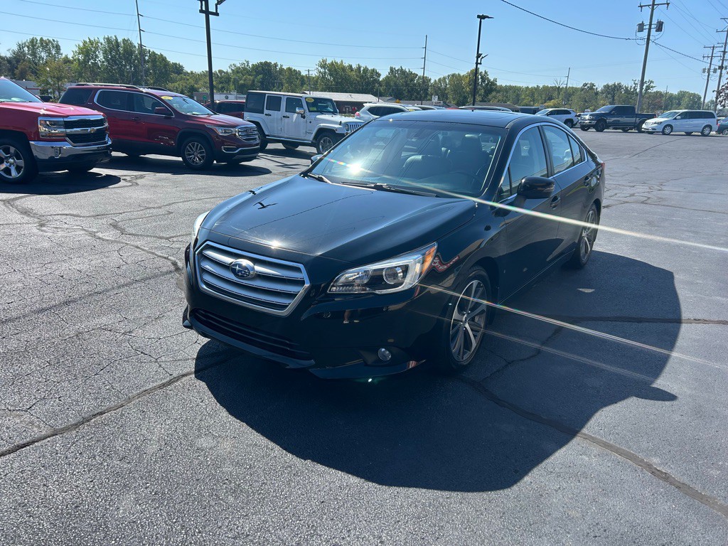 2017 Subaru Legacy Image 3