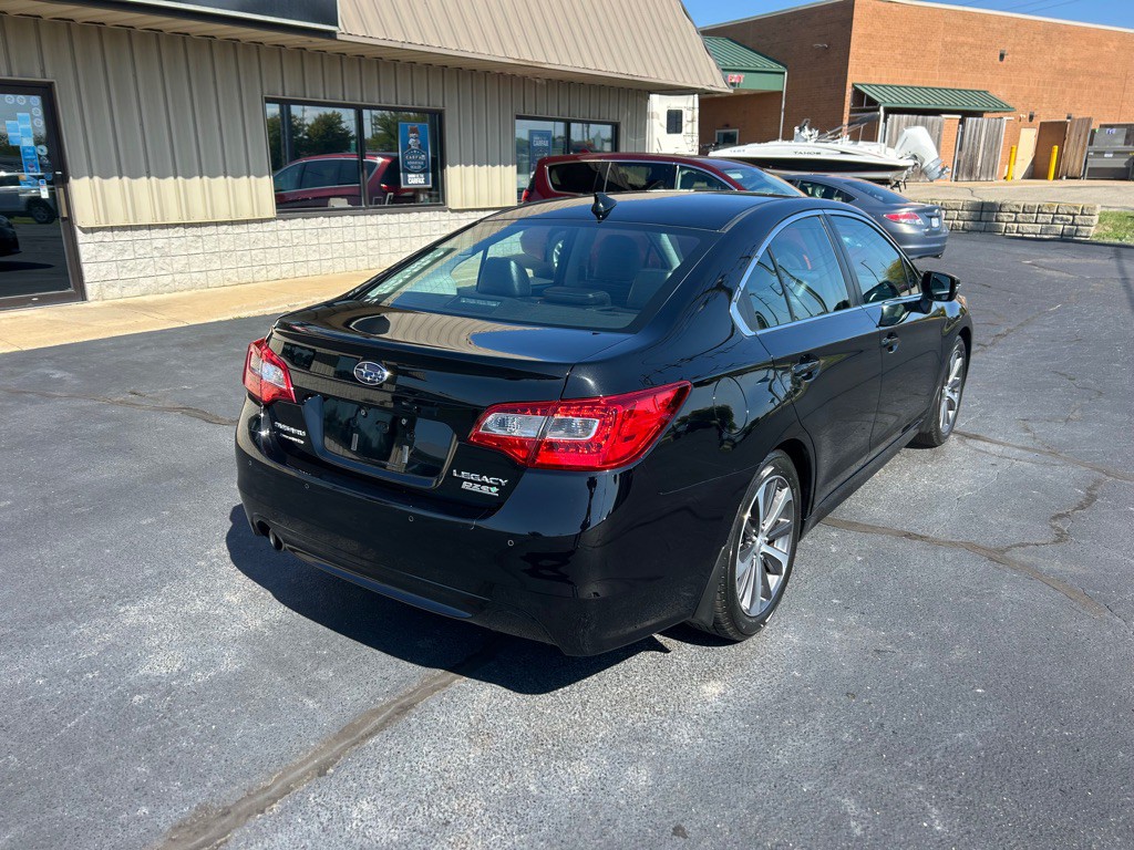 2017 Subaru Legacy Image 6