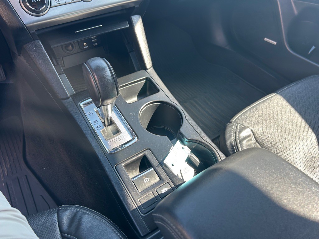 2017 Subaru Legacy Image 25