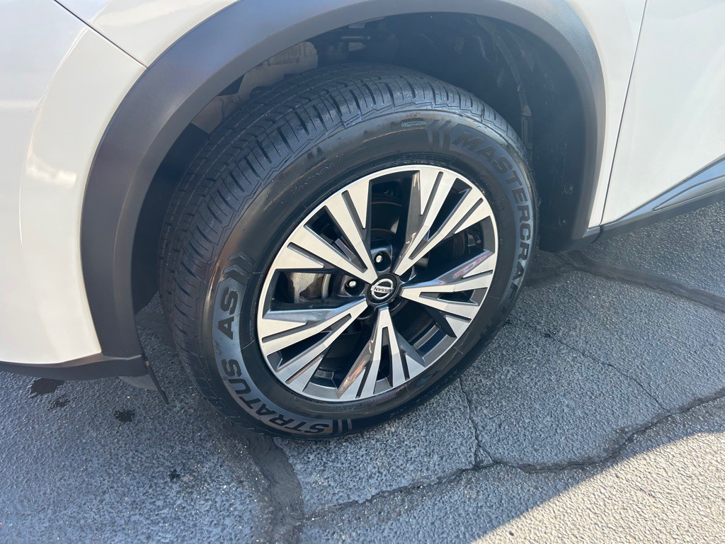 2021 Nissan Rogue Image 4