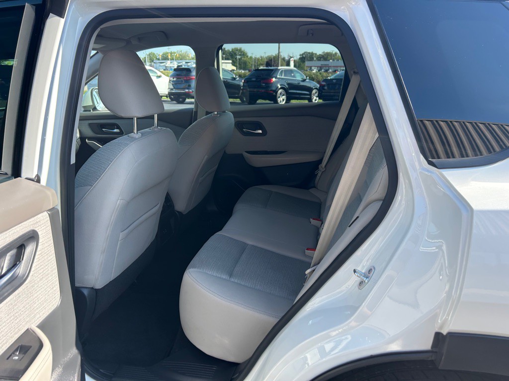 2021 Nissan Rogue Image 10