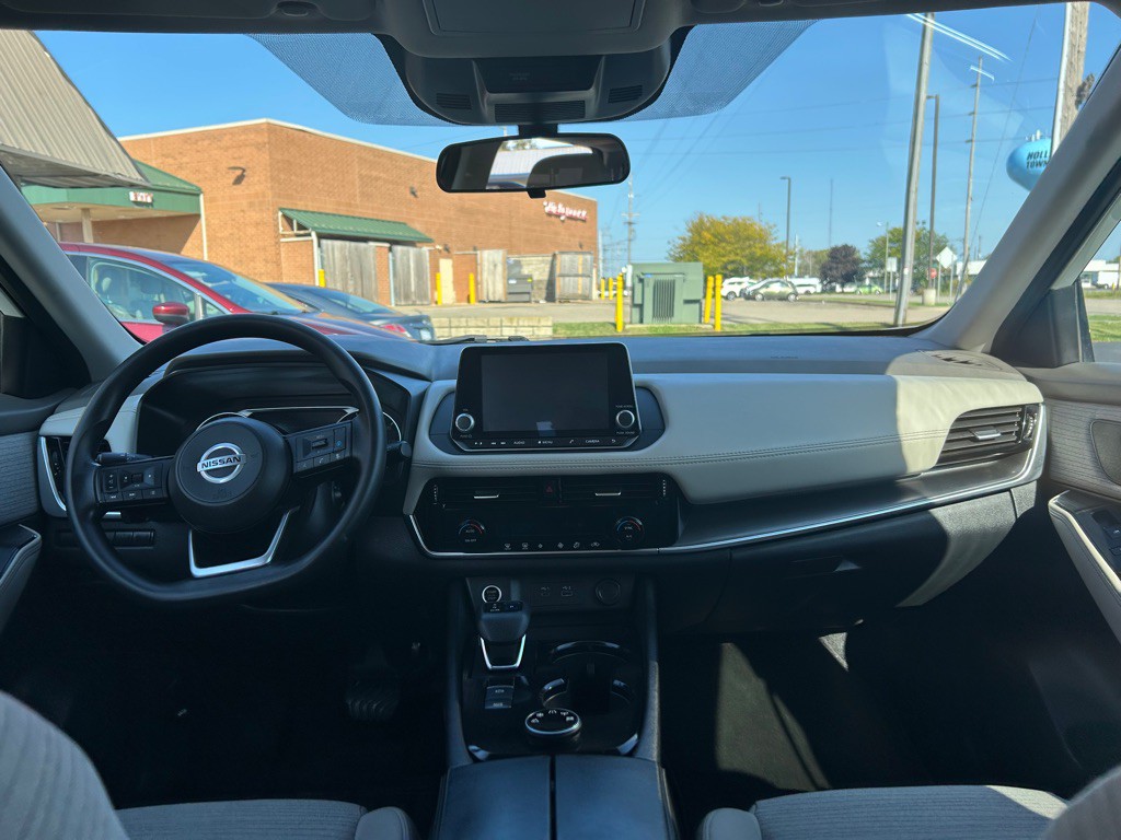 2021 Nissan Rogue Image 11