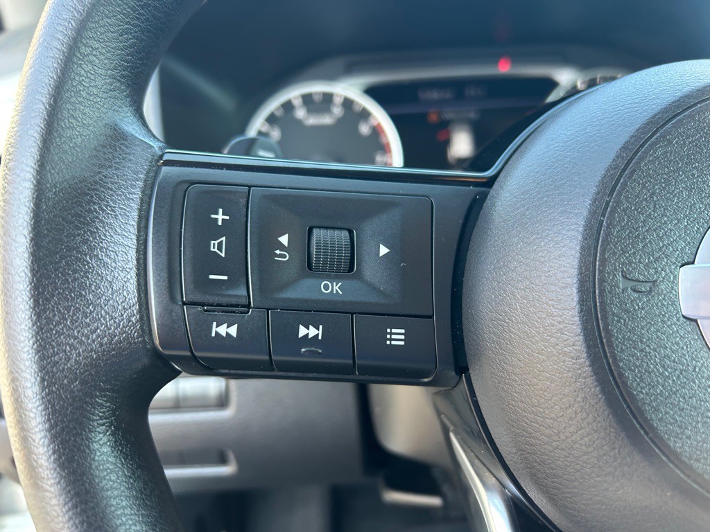 2021 Nissan Rogue Image 17