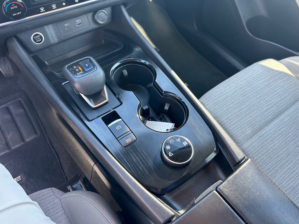 2021 Nissan Rogue Image 23