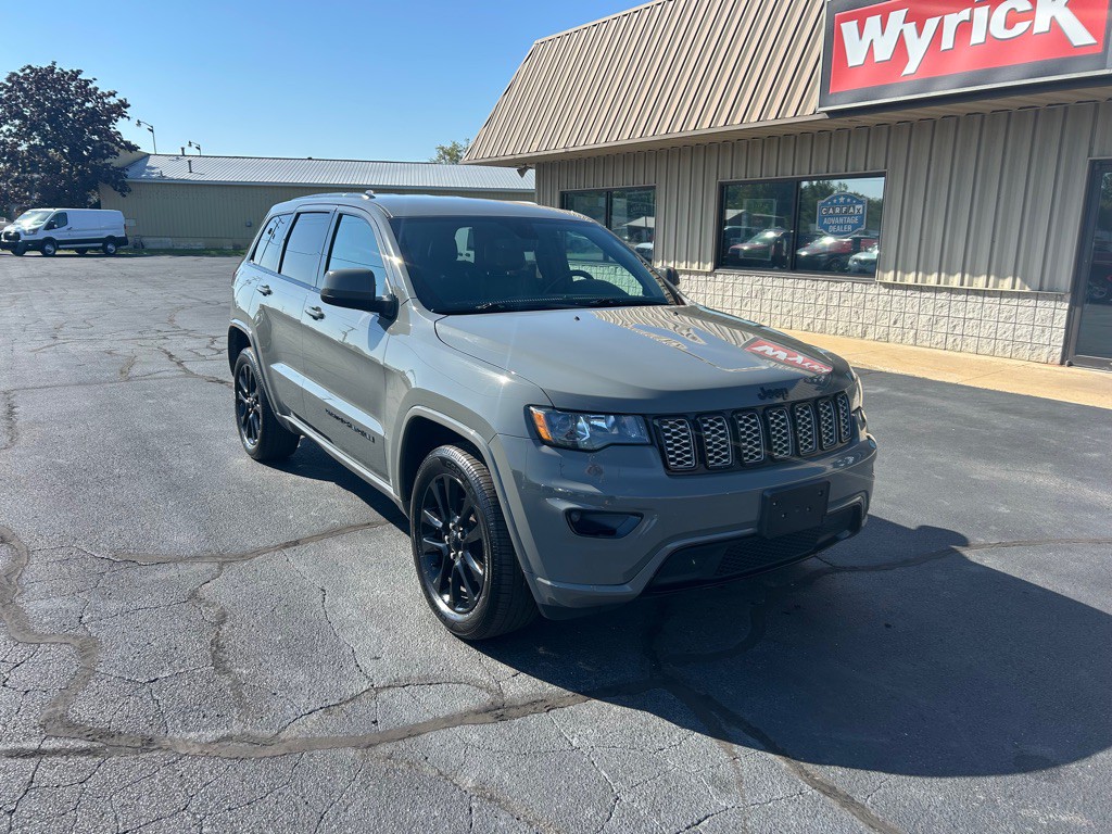 2020 Jeep Grand Cherokee Image 2