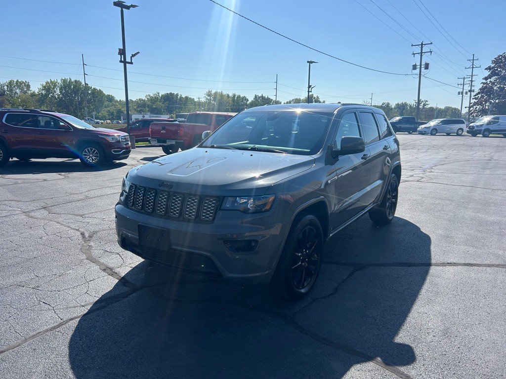 2020 Jeep Grand Cherokee Image 3