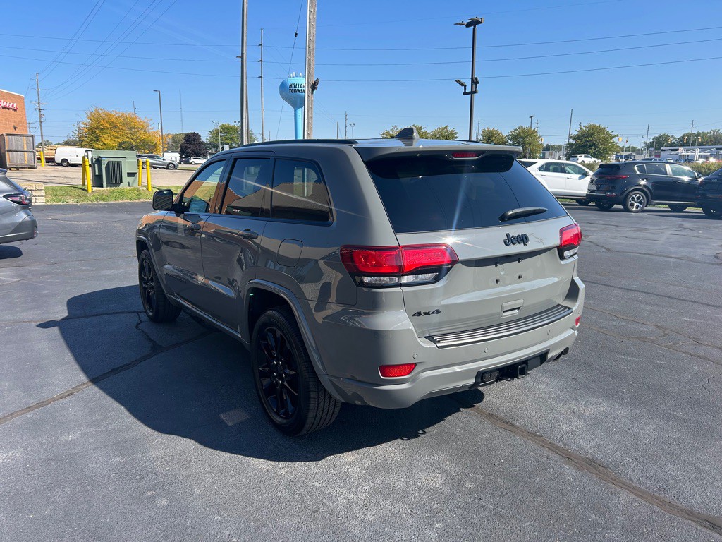 2020 Jeep Grand Cherokee Image 5
