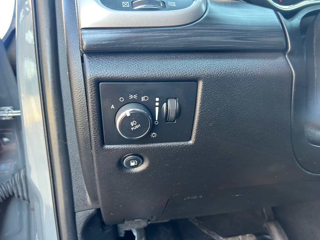 2020 Jeep Grand Cherokee Image 21