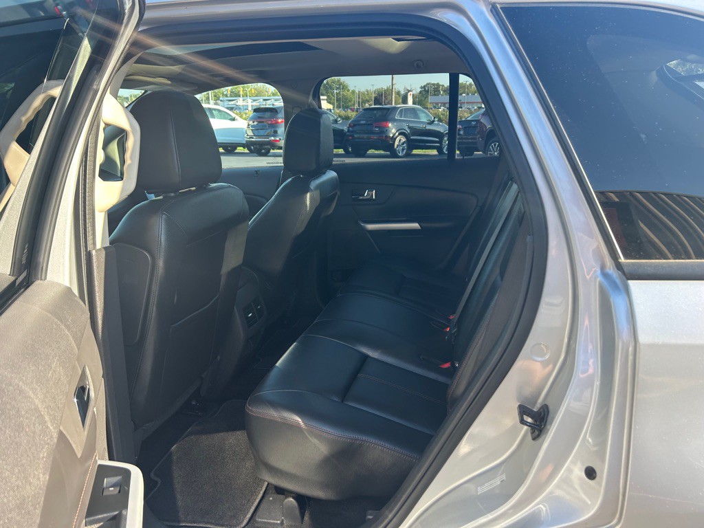 2014 Ford Edge Image 12