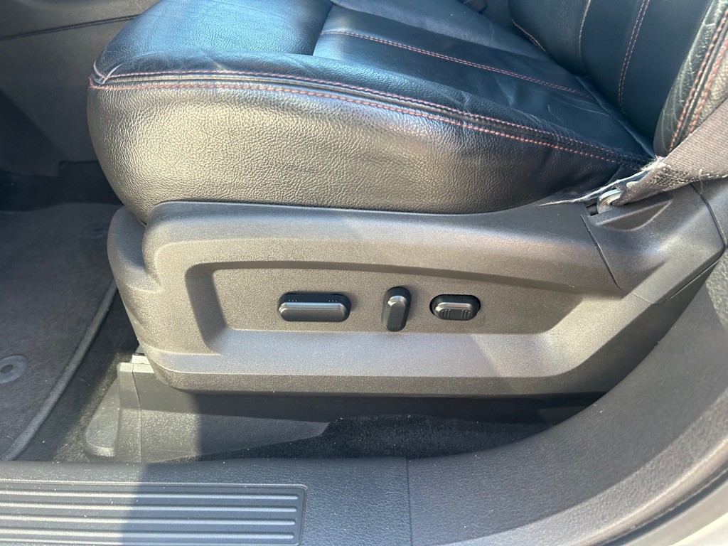 2014 Ford Edge Image 16