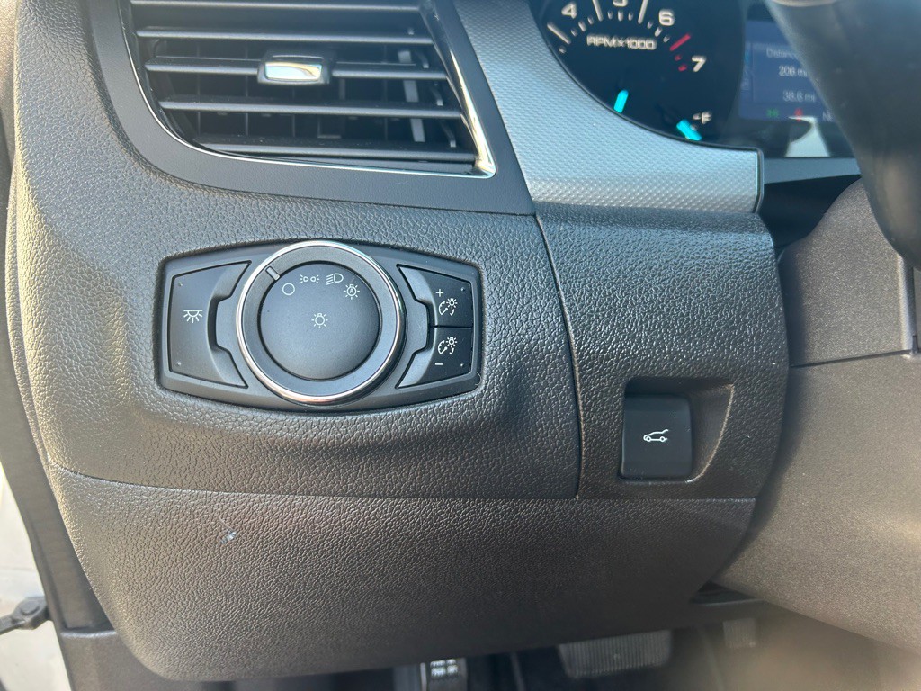 2014 Ford Edge Image 22