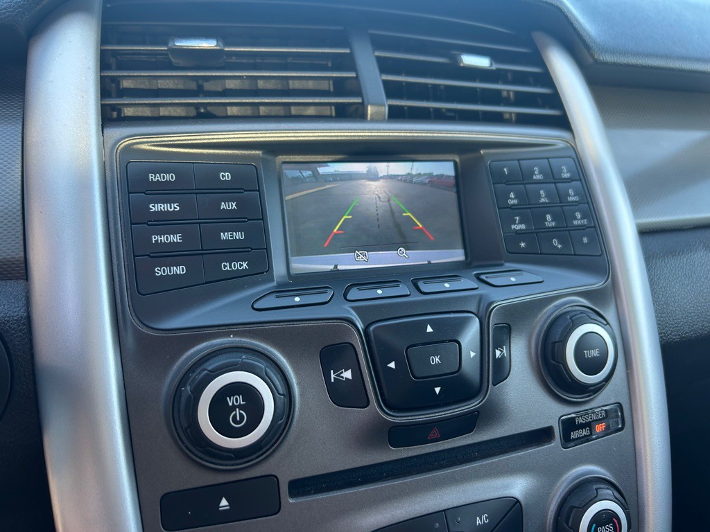 2014 Ford Edge Image 24