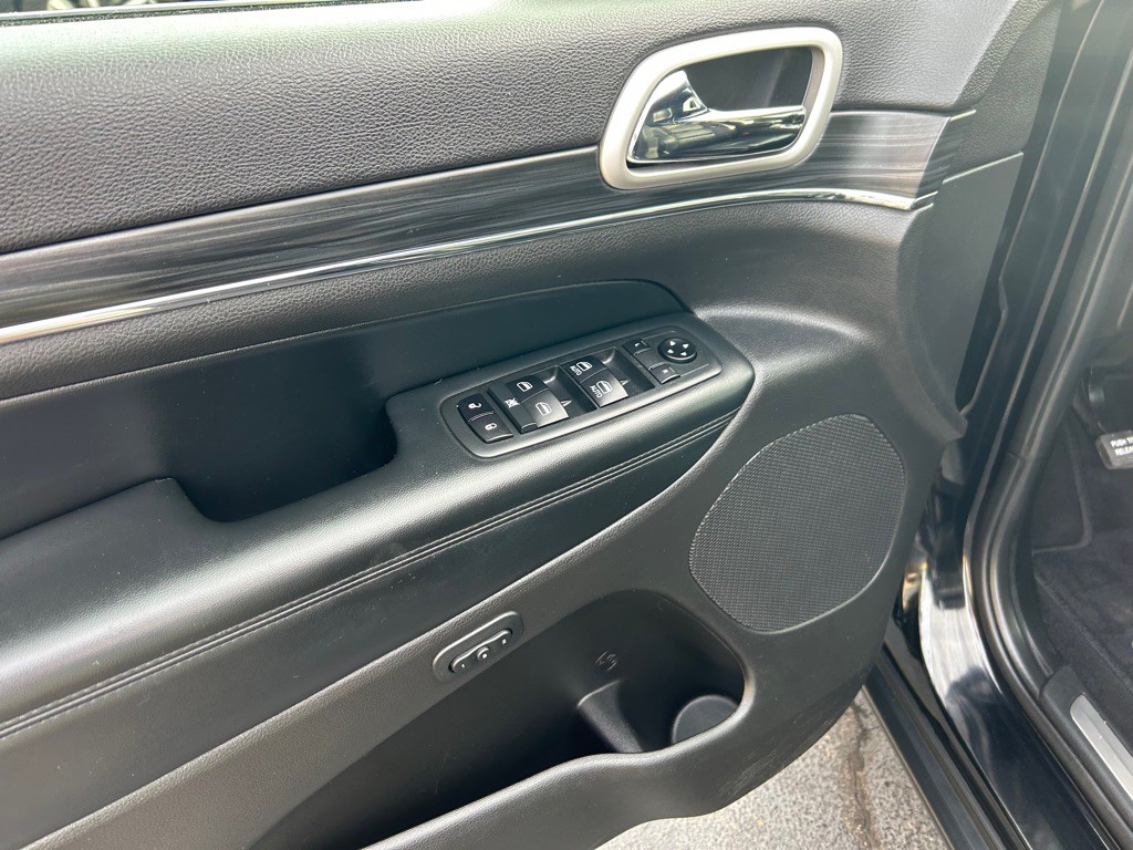 2020 Jeep Grand Cherokee Image 16