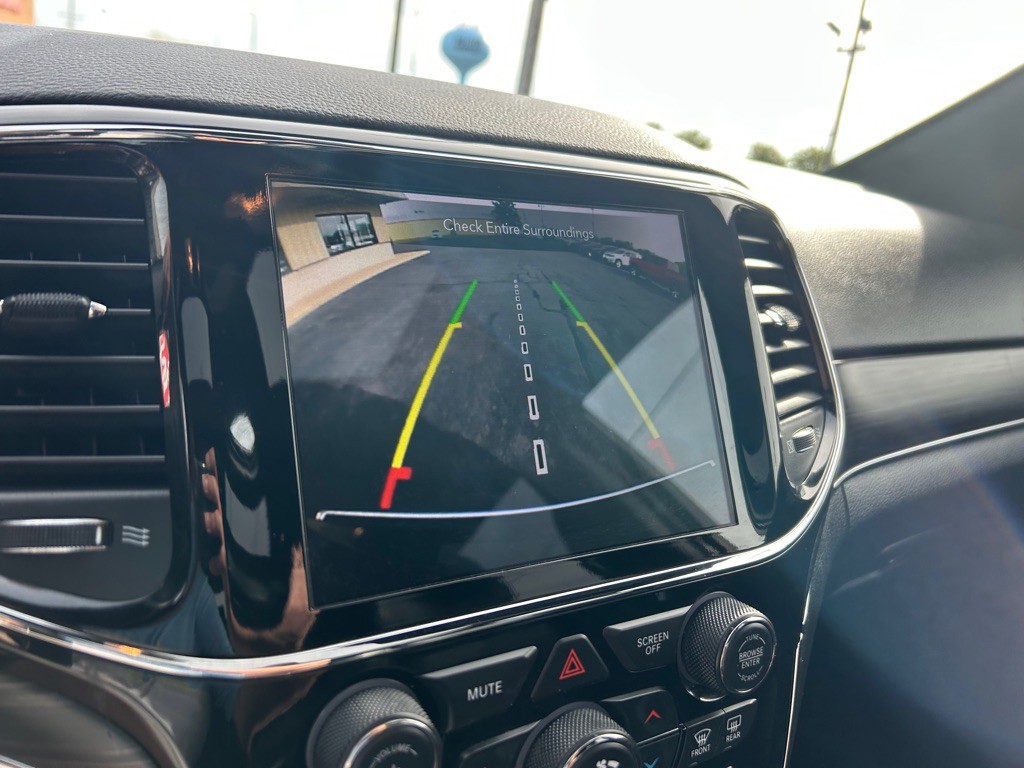 2020 Jeep Grand Cherokee Image 23