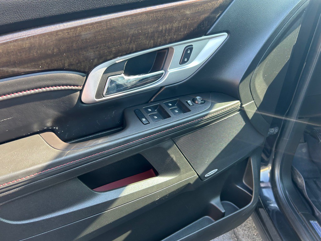2015 GMC Terrain Image 16