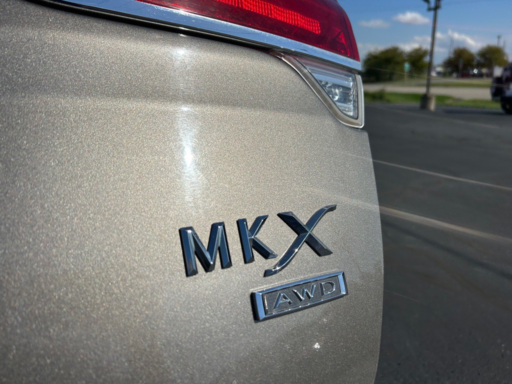 2012 Lincoln MKX Image 9