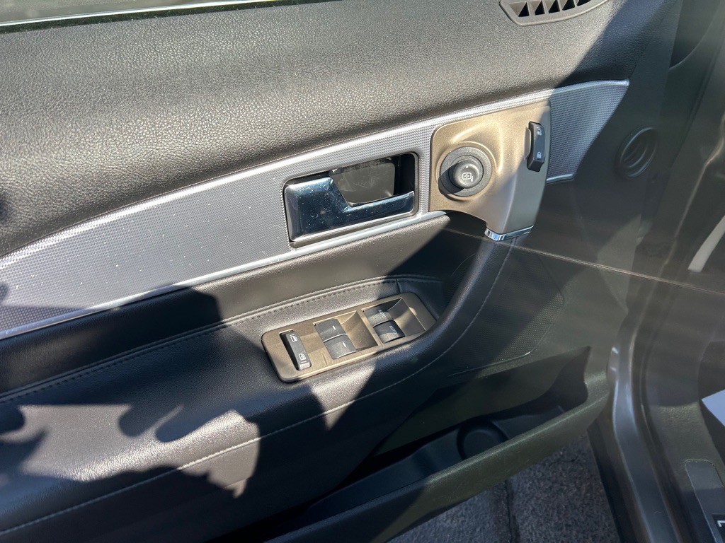 2012 Lincoln MKX Image 18