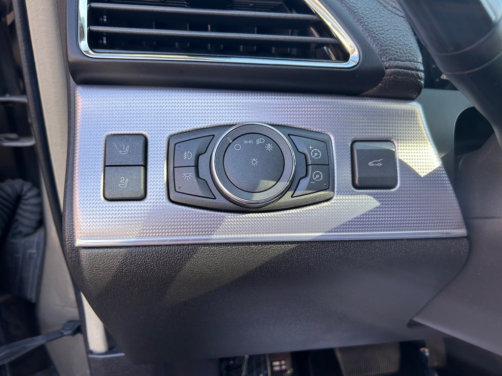 2012 Lincoln MKX Image 23
