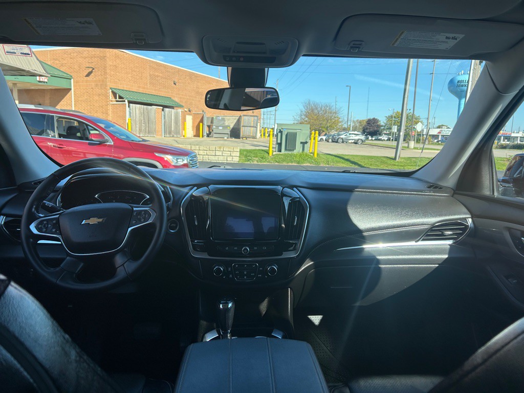 2020 Chevrolet Traverse Image 13