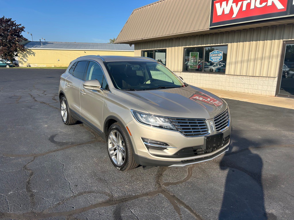 2015 Lincoln MKC Image 2