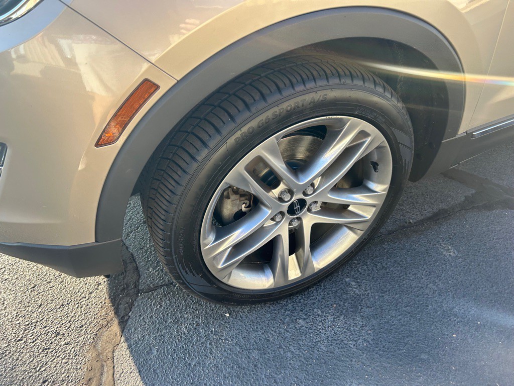 2015 Lincoln MKC Image 4