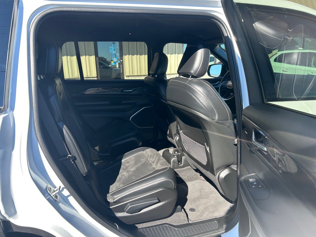 2021 Jeep Grand Cherokee Image 8