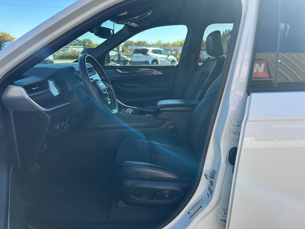 2021 Jeep Grand Cherokee Image 15
