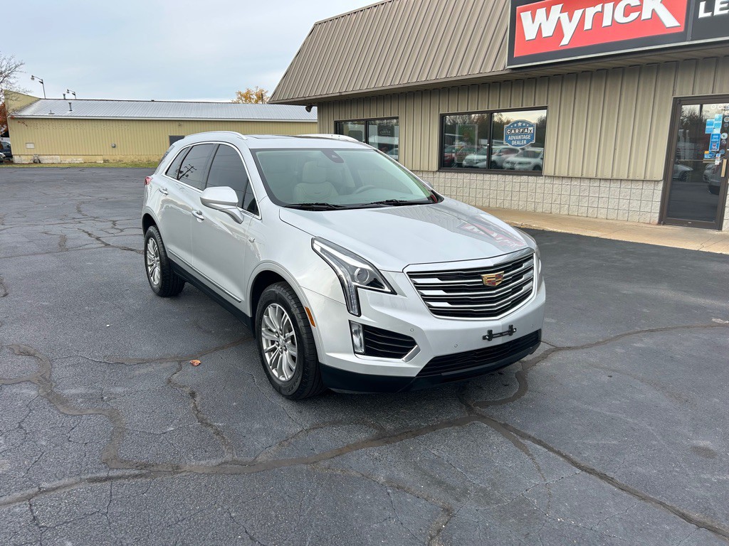 2018 Cadillac XT5 Image 2