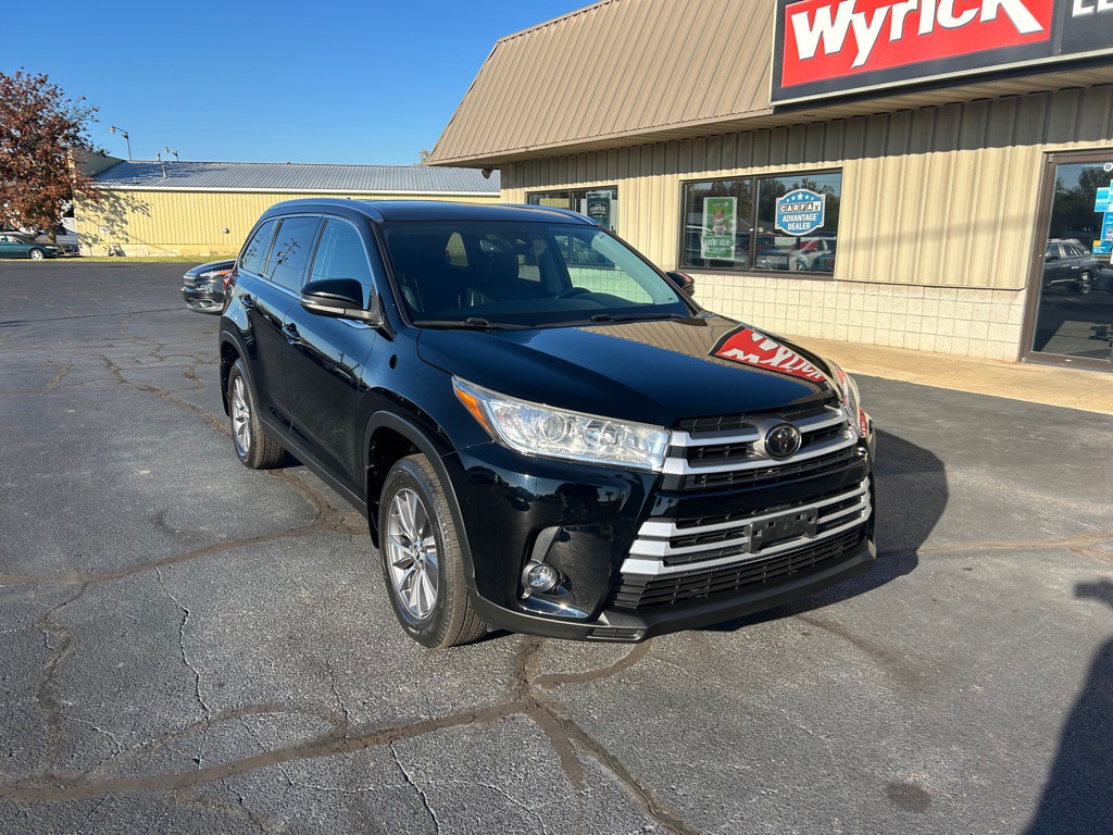 2019 Toyota Highlander Image 2