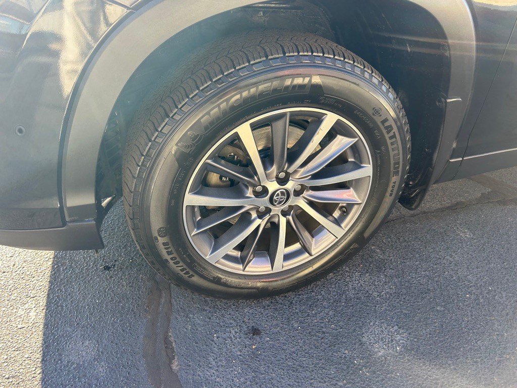 2019 Toyota Highlander Image 4