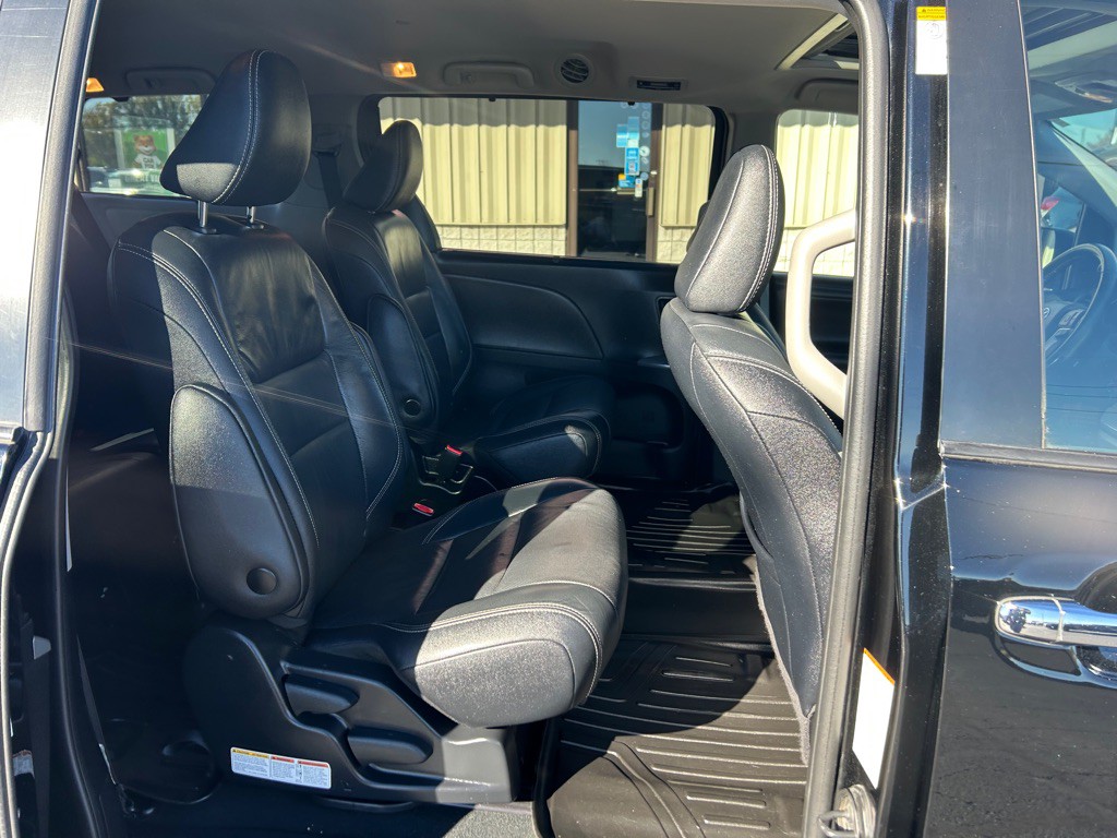 2019 Toyota Sienna Image 8