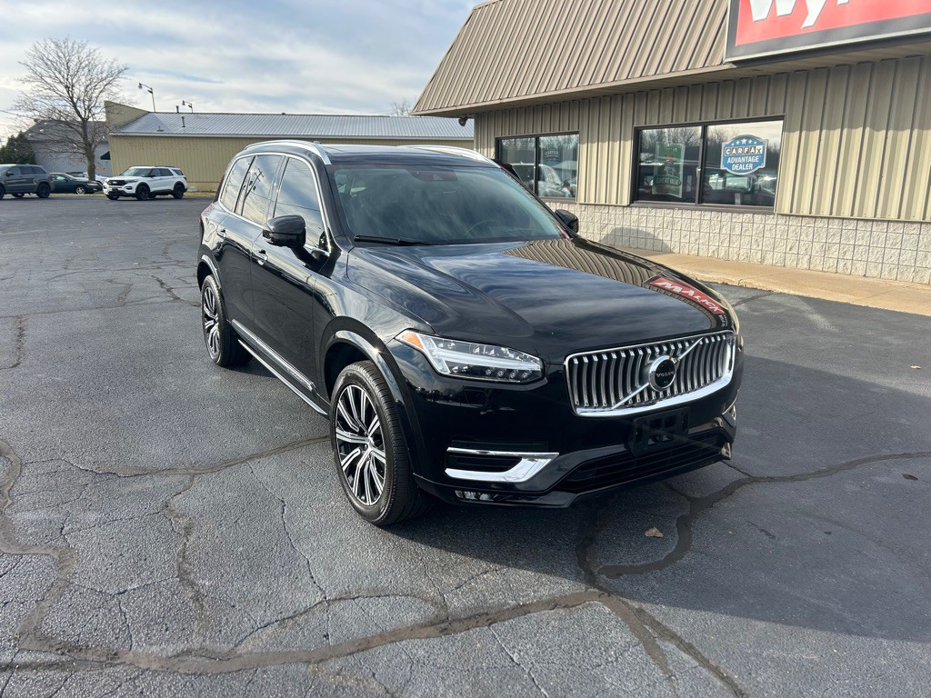 2020 Volvo XC90 Image 2