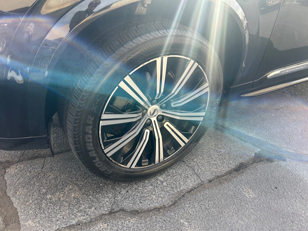 2020 Volvo XC90 Image 4