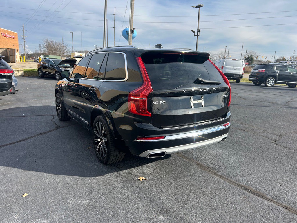 2020 Volvo XC90 Image 5